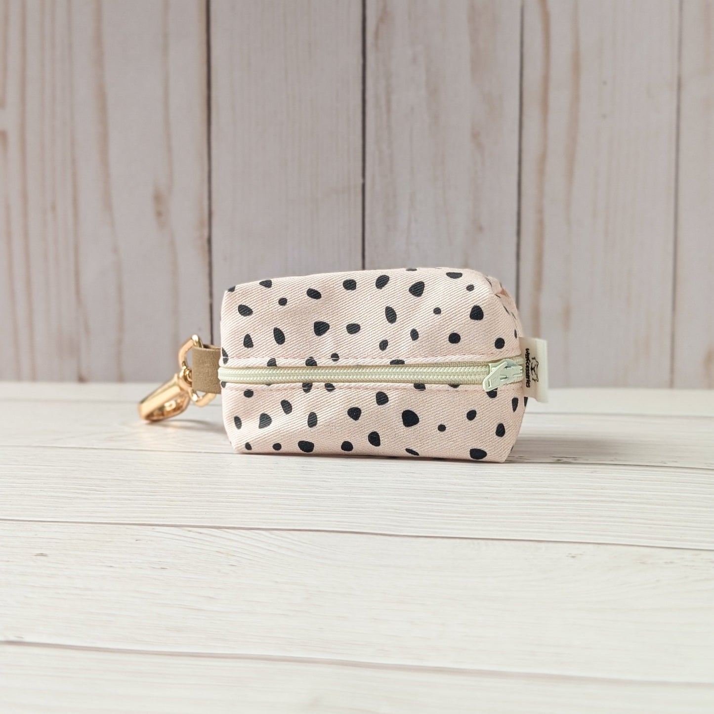DOTTY Poop bag holder