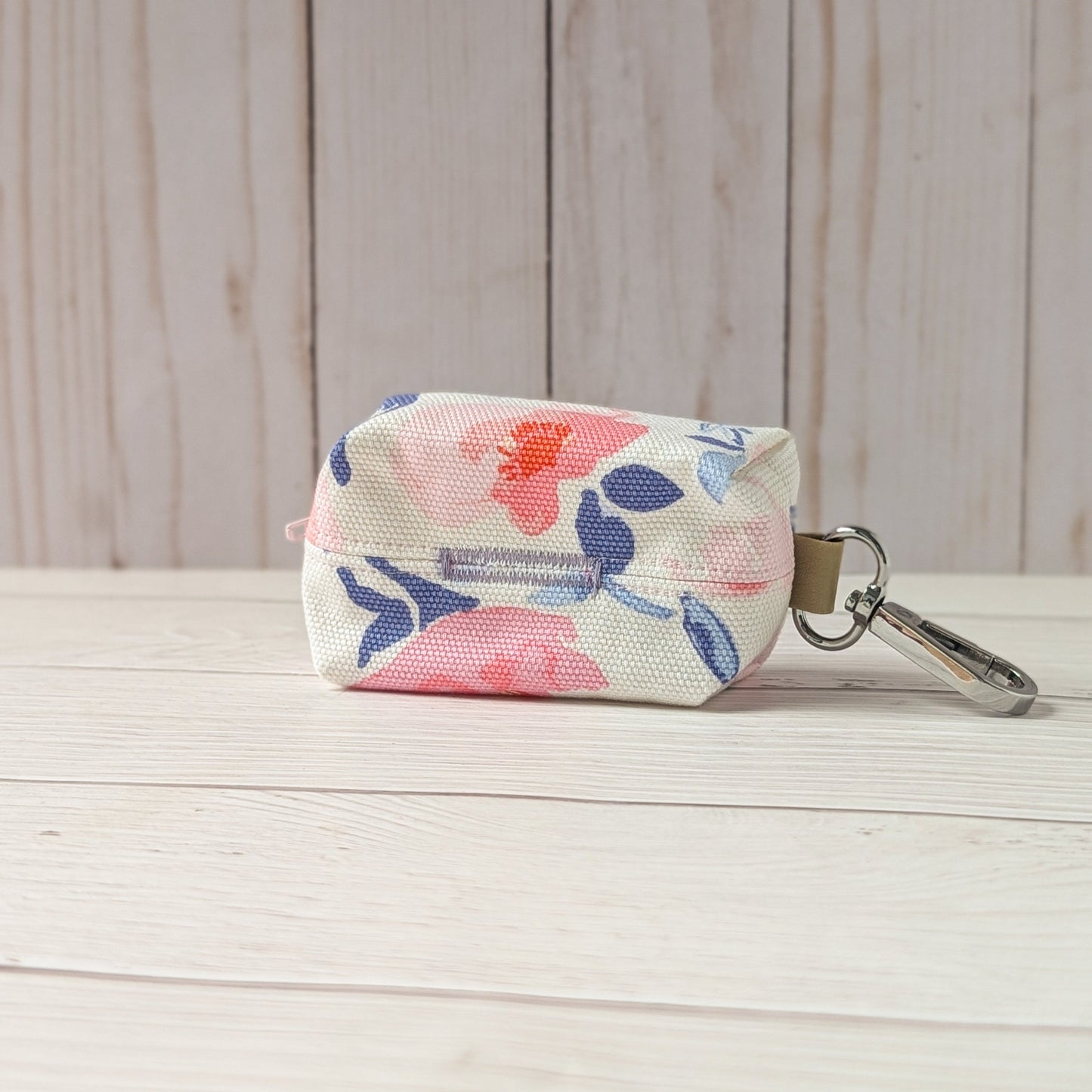 MARIE Poop bag holder