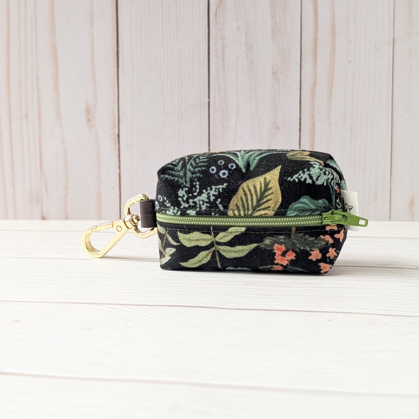 DARK FLORALS Poop bag holder