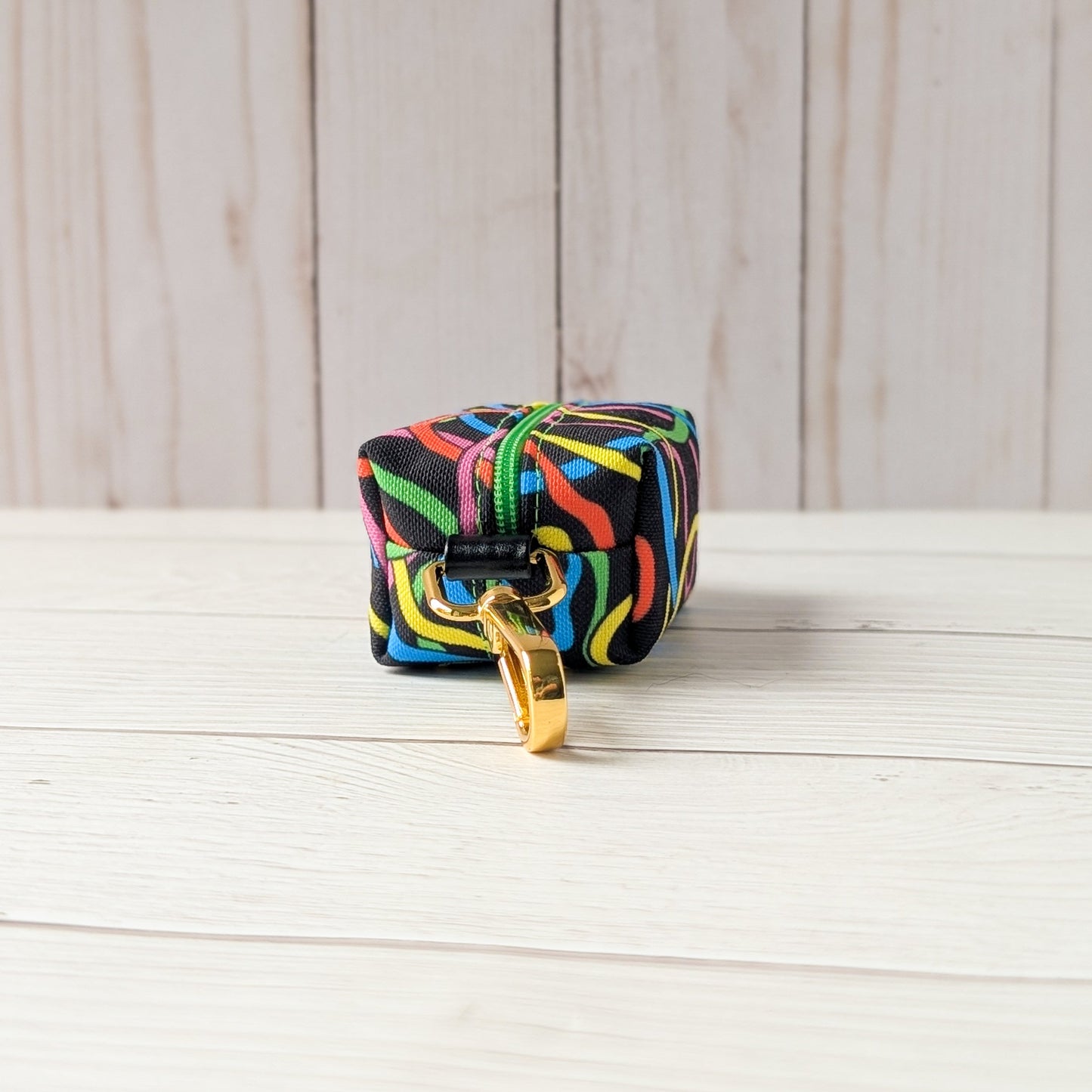 NEON ROPES Poop bag holder