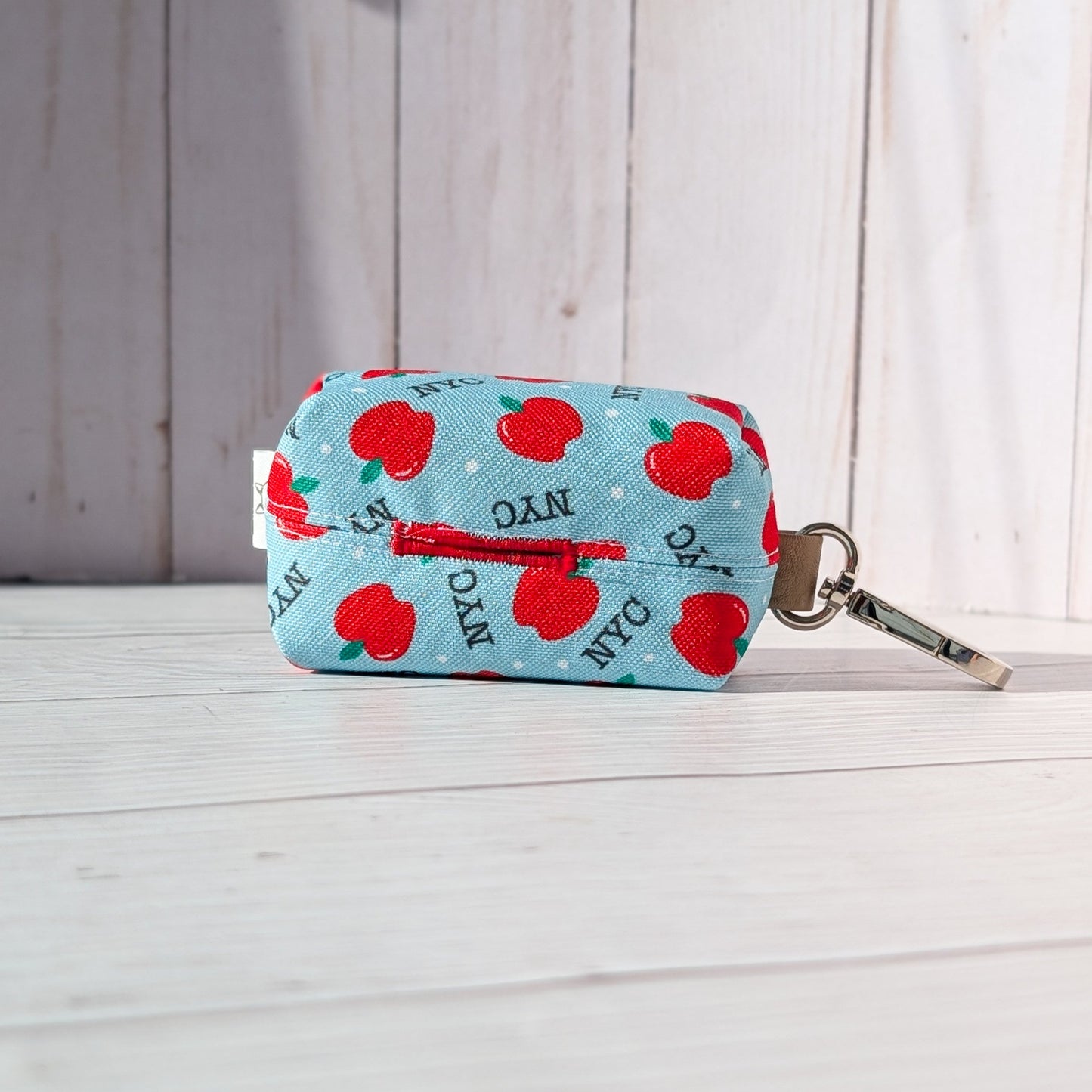 Liberty Green NYC Apple Poop bag holder
