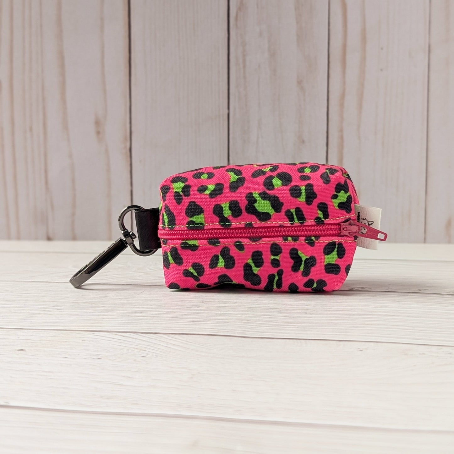 PINK LEOPARD Poop bag holder