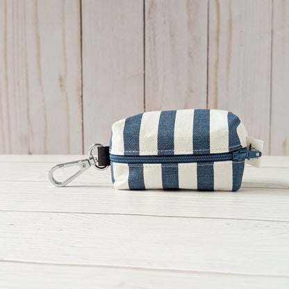 SAILING Poop bag holder
