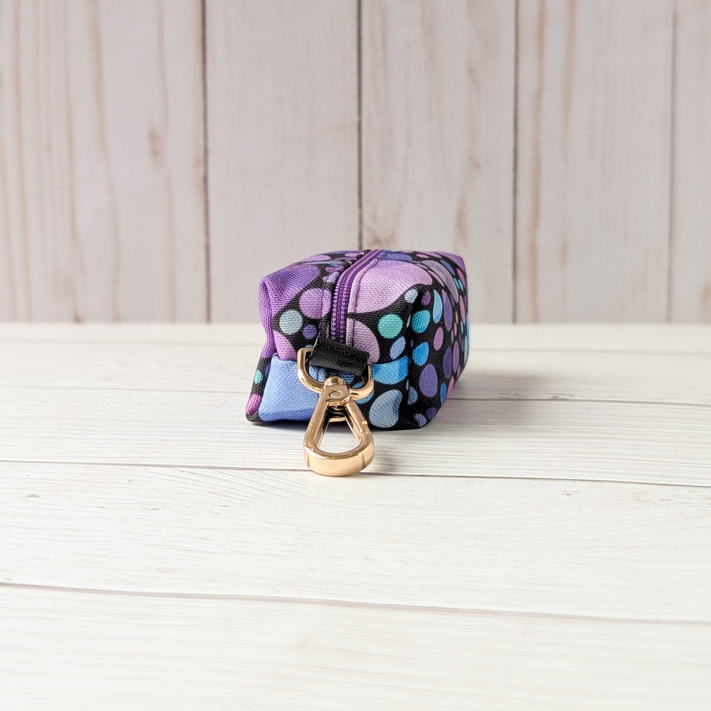 PURPLE LIGHTS Poop bag holder