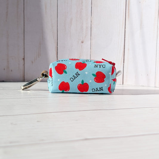 Liberty Green NYC Apple Poop bag holder